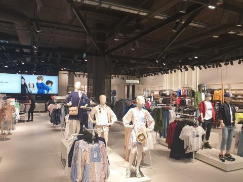 Lokal RESERVED w C.H. NOWA STACJA w Pruszkowie